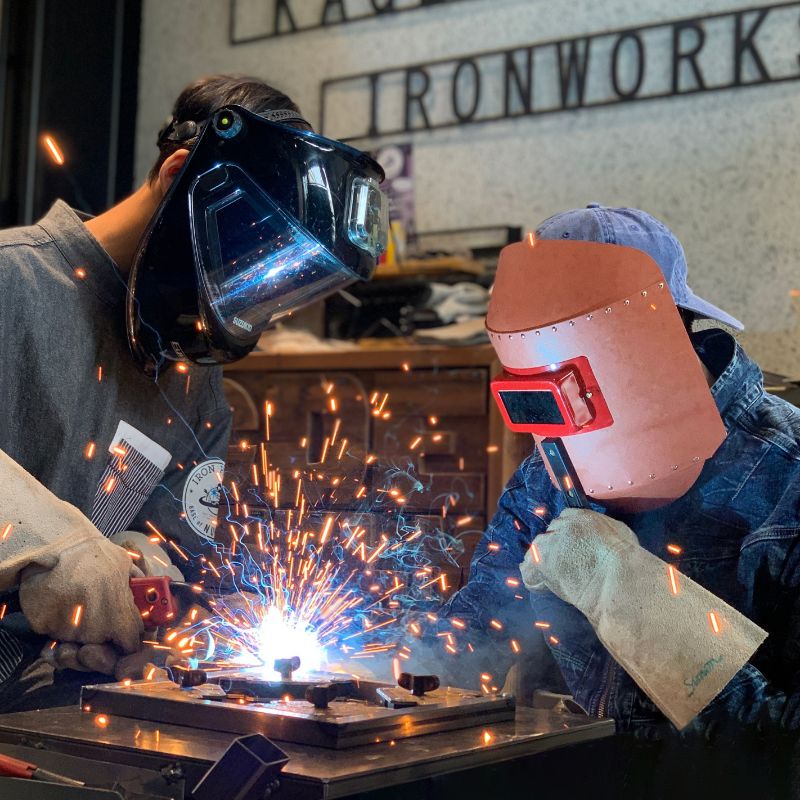 溶接体験溶接風景